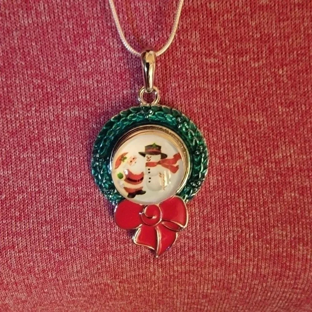 𝅺Christmas necklaces